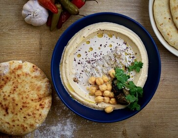 Have weight-loss benefits: Due to its emphasis on whole and fresh foods, the Mediterranean diet might support safe, healthy, and sustainable weight loss.&nbsp; (Pexels)