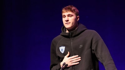 His family's basketball background influences Duke basketball star Cooper Flagg's success. His parents are both former college players.
Sam Hodde/Getty Images/AFP (Photo by Sam Hodde / GETTY IMAGES NORTH AMERICA / Getty Images via AFP) (Getty Images via AFP) His family's basketball background influences Duke basketball star Cooper Flagg's success. His parents are both former college players.
Sam Hodde/Getty Images/AFP (Photo by Sam Hodde / GETTY IMAGES NORTH AMERICA / Getty Images via AFP) (Getty Images via AFP)
