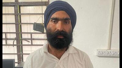 Despite a massive manhunt by both Punjab Police and national agencies, Kashmir Singh Galwaddi, a terrorist linked to Khalistani extremist groups, managed to evade arrest for nearly nine years following his escape from Nabha jail in 2016. He remained undetected for years by using multiple hideouts, including taking refuge in Nepal under a false identity. Despite a massive manhunt by both Punjab Police and national agencies, Kashmir Singh Galwaddi, a terrorist linked to Khalistani extremist groups, managed to evade arrest for nearly nine years following his escape from Nabha jail in 2016. He remained undetected for years by using multiple hideouts, including taking refuge in Nepal under a false identity.