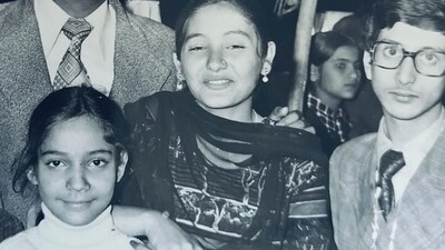 Anushka Sharma shared this throwback photo of her mother (centre) on Mother's Day. “Happy Mothers Day to all the beautiful mothers everywhere in the world,” she wrote. Anushka Sharma shared this throwback photo of her mother (centre) on Mother's Day. “Happy Mothers Day to all the beautiful mothers everywhere in the world,” she wrote.