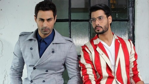 Break the monotony in your corporate dressing and make it more fashionable with these looks. (HT Photo/ Manoj Verma) Break the monotony in your corporate dressing and make it more fashionable with these looks. (HT Photo/ Manoj Verma)