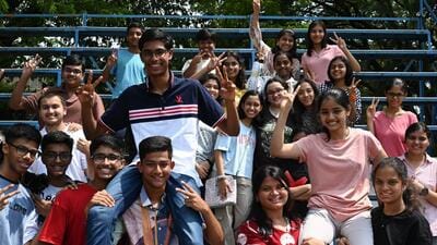 As many as 81,809 students across the state scored 90% and above, among whom 17,895 were from Mumbai division. (Bachchan Kumar/ HT PHOTO)