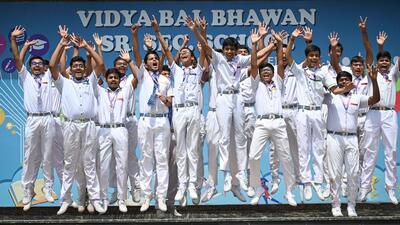 Class 10 students of Vidya Bal Bhawan School in Mayur Vihar celebrate after the results. (Sanchit Khanna/HT Photo) Class 10 students of Vidya Bal Bhawan School in Mayur Vihar celebrate after the results. (Sanchit Khanna/HT Photo)
