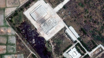 A satellite image shows a building damaged in Indian airstrikes on Sukkur, highlighting the strike’s impact on the site. (via REUTERS)
