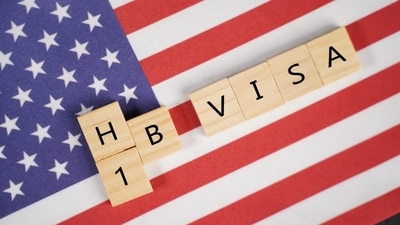 The USCIS released the June visa bulletin (shutter stock) The USCIS released the June visa bulletin (shutter stock)