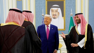 U.S. President Donald Trump is welcomed by Saudi Crown Prince Mohammed Bin Salman in Riyadh, Saudi Arabia, May 13, 2025. REUTERS/Brian Snyder     TPX IMAGES OF THE DAY (REUTERS)