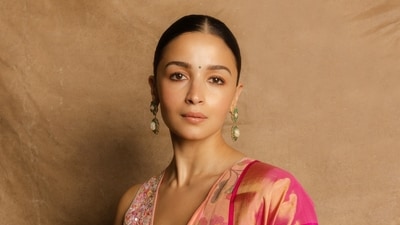 On Tuesday, Alia took to Instagram to react to the tensions between India and Pakistan. On Tuesday, Alia took to Instagram to react to the tensions between India and Pakistan.