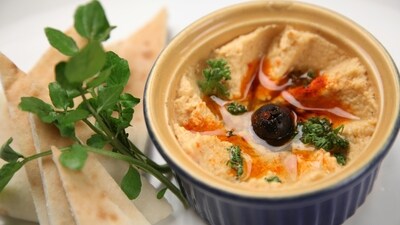 Olive oil used in Mediterranean dishes like Hummus has positive benefits for good health. (Pexels) Olive oil used in Mediterranean dishes like Hummus has positive benefits for good health. (Pexels)
