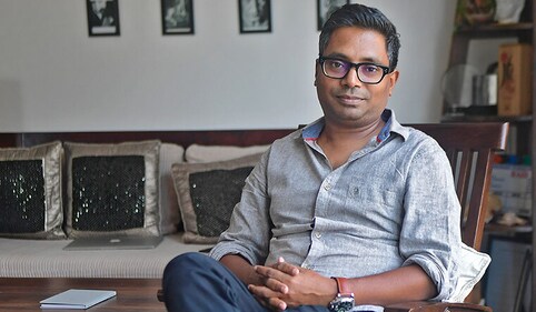Rajkumar Gupta has directed both Raid and Raid 2. Rajkumar Gupta has directed both Raid and Raid 2.