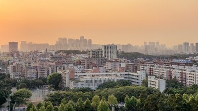With property prices soaring across Tier I cities, netizens say homeownership in India is increasingly becoming a goal attainable only for the top 5% of high-net-worth families. (Representational Photo) (Freepik)