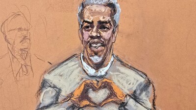 Sean "Diddy" Combs makes a hand gesture to family members arriving at his sex trafficking trial in New York City, New York, U.S., May 13, 2025, in this courtroom sketch. REUTERS/Jane Rosenberg (REUTERS)