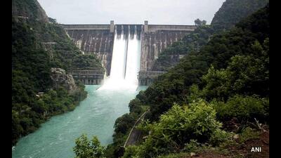 The Punjab and Haryana high court on Wednesday sought response from the Union and Haryana governments as well as the Bhakra Beas Management Board (BBMB) on a plea from the Punjab government, seeking recall of a May 6 court order that directed the state to allow the release additional 4,500 cusecs of water from the Bhakra dam for meeting the emergent needs of Haryana. The Punjab and Haryana high court on Wednesday sought response from the Union and Haryana governments as well as the Bhakra Beas Management Board (BBMB) on a plea from the Punjab government, seeking recall of a May 6 court order that directed the state to allow the release additional 4,500 cusecs of water from the Bhakra dam for meeting the emergent needs of Haryana.