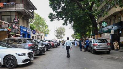 The complainant was asked to park the vehicle opposite Starbucks on KM Munshi Marg. (Raju Shinde/HT Photo) The complainant was asked to park the vehicle opposite Starbucks on KM Munshi Marg. (Raju Shinde/HT Photo)