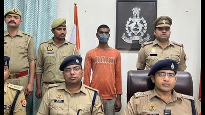The forensic clues and circumstantial evidence, including the slipper and the belt, connected Mansharam to the crime. (Sourced) The forensic clues and circumstantial evidence, including the slipper and the belt, connected Mansharam to the crime. (Sourced)