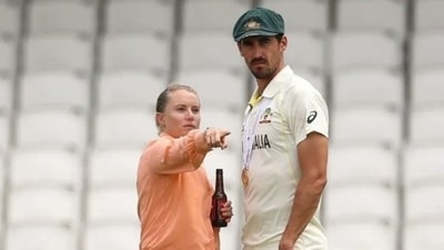 Alysssa Healy with Mitchell Starc (X) Alysssa Healy with Mitchell Starc (X)