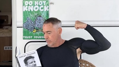 Eagle eye fans noticed Dr. Doom's poster behind Robert Downey Jr. Eagle eye fans noticed Dr. Doom's poster behind Robert Downey Jr.