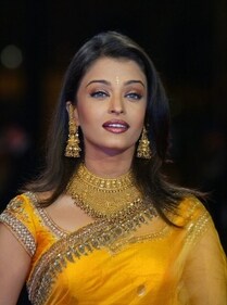 Aishwarya Rai looks at Cannes (Pinterest) Aishwarya Rai looks at Cannes (Pinterest)
