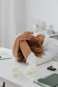 Poor sleep hygiene can trigger Parkinson's disease. Poor sleep hygiene can trigger Parkinson's disease.