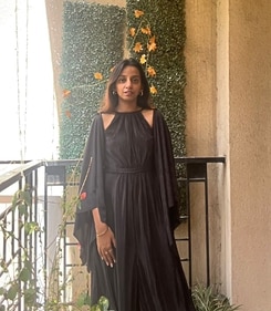 Seeah Pleated Jumpsuit with Braids – Serving drama but make it breathable Seeah Pleated Jumpsuit with Braids – Serving drama but make it breathable