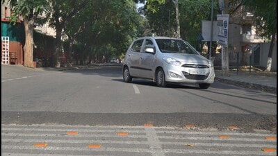 A view of faulty speed breaker constructed near Army Flats at Dugri, Phase 2 in Ludhiana on Thursday. (Gurpreet Singh/HT) A view of faulty speed breaker constructed near Army Flats at Dugri, Phase 2 in Ludhiana on Thursday. (Gurpreet Singh/HT)