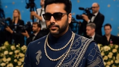 Ravi Mohan was dressed in maritime-themed outfit while carrying a conch shell to represent history. (Instagram: Jayprints) Ravi Mohan was dressed in maritime-themed outfit while carrying a conch shell to represent history. (Instagram: Jayprints)