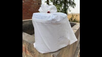The seized 5kg heroin from smuggler Amarjot Singh in Tarn Taran. (HT Photo)