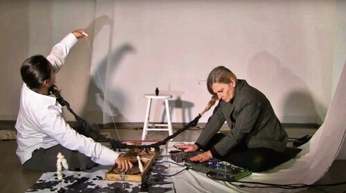A glimpse of the immersive live performance by Indian artist Smiha Kapoor and Austrian sound artist Eva Ursprung