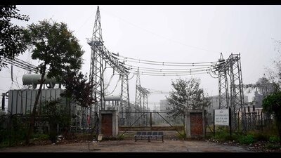 Around 11 to 12 feeders were disrupted on Thursday night causing power cuts in several areas. (HT File)