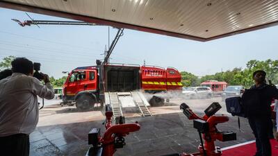 Delhi Fire Service's equipment at Delhi Secretariat on Friday. (RAJ K RAJ /HT PHOTO) Delhi Fire Service's equipment at Delhi Secretariat on Friday. (RAJ K RAJ /HT PHOTO)