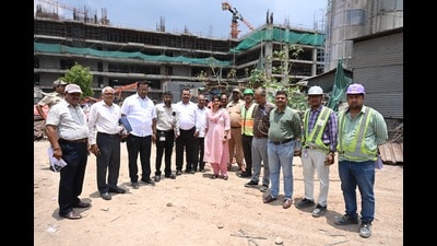 Highlighting the complementary roles of the PMPML and Maha-Metro in Pune’s public transport ecosystem, Mudhol-Munde urged both agencies to work in close coordination (HT PHOTO) Highlighting the complementary roles of the PMPML and Maha-Metro in Pune’s public transport ecosystem, Mudhol-Munde urged both agencies to work in close coordination (HT PHOTO)