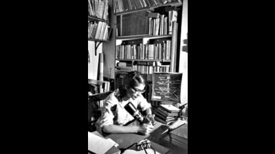 Shaha resets a camera lens, during her years as a photographer, in the 1970s. (Courtesy Chandrima Shaha: A Lifelong Journey of Scientific Inquiry) Shaha resets a camera lens, during her years as a photographer, in the 1970s. (Courtesy Chandrima Shaha: A Lifelong Journey of Scientific Inquiry)