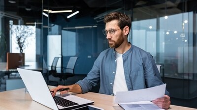 Wearing a comfortable outfit to the office can make all the difference when it comes to feeling productive. (Shutterstock) Wearing a comfortable outfit to the office can make all the difference when it comes to feeling productive. (Shutterstock)