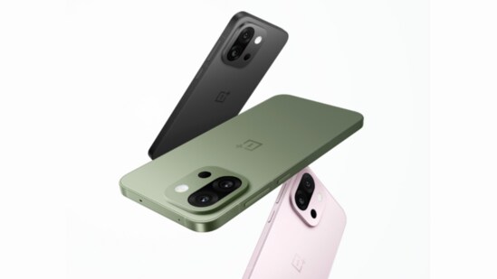 OnePlus 13s will likely be priced around Rs.50000 in India. (OnePlus)