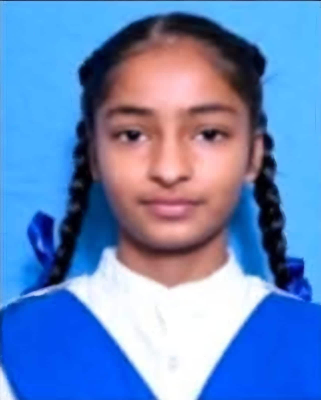 PSEB 10th Result 2025 Live: Akshnur Kaur is one of the toppers of PSEB 10th board exams. 