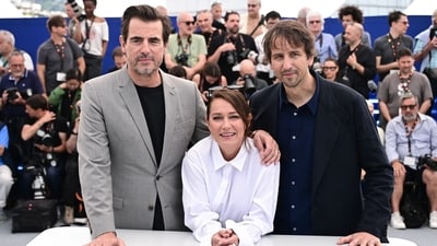 Danish actor Claes Bang, Danish actress Sidse Babett Knudsen and French director Stephane Demoustier pose during a photocall for the film �L'Inconnu de la Grande Arche� (The Great Arch) at the 78th edition of the Cannes Film Festival in Cannes, southern France, on May 17, 2025. (Photo by Miguel MEDINA / AFP) (AFP) Danish actor Claes Bang, Danish actress Sidse Babett Knudsen and French director Stephane Demoustier pose during a photocall for the film �L'Inconnu de la Grande Arche� (The Great Arch) at the 78th edition of the Cannes Film Festival in Cannes, southern France, on May 17, 2025. (Photo by Miguel MEDINA / AFP) (AFP)