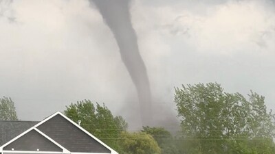 (Image for representation) The Somerset Fire Department responded to destruction reports at Stoplight 22 and Parker’s Mill Road as the tornado touched down. Tara Olson/via REUTERS (Tara Olson via REUTERS)