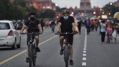 Walking and cycling improve health and make cities more sustainable. (Representational image) Walking and cycling improve health and make cities more sustainable. (Representational image)
