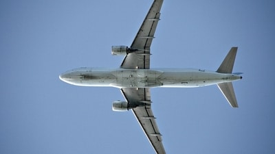 The aircraft, which was carrying 199 passengers and six crew members, flew for around 10 minutes without a pilot in command of the plane. (Representative) The aircraft, which was carrying 199 passengers and six crew members, flew for around 10 minutes without a pilot in command of the plane. (Representative)