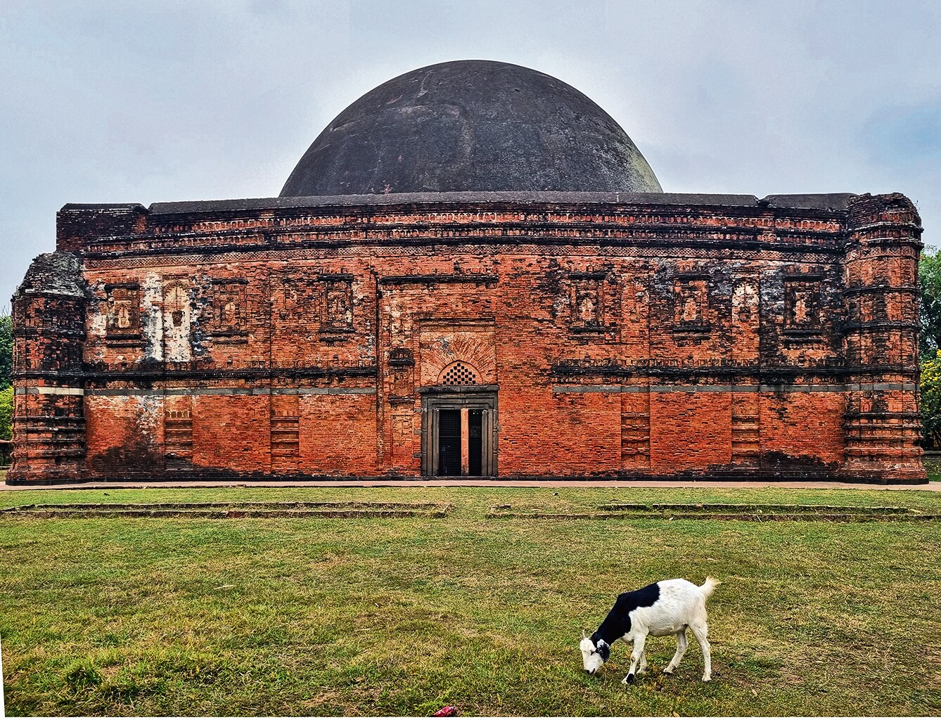 The Eklakhi Mausoleum in Pandua. (Leah Verghese)