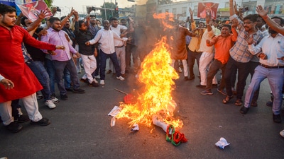 BJP activists protest against Samajwadi Party (SP) chief Akhilesh Yadav over his alleged objectionable remarks against Uttar Pradesh deputy chief minister Brajesh Pathak on social media, in Lucknow. (PTI) BJP activists protest against Samajwadi Party (SP) chief Akhilesh Yadav over his alleged objectionable remarks against Uttar Pradesh deputy chief minister Brajesh Pathak on social media, in Lucknow. (PTI)