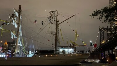 A Mexican navy ship sits in the water after it hit the Brooklyn Bridge on Saturday, May 17, 2025 in New York. AP/PTI(AP05_18_2025_000024B) (AP)