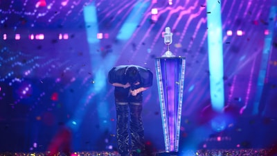 JJ, representing Austria, winner of the 2025 Eurovision Song Contest, bows onstage during the Grand Final, in Basel, Switzerland, May 18, 2025. REUTERS/Denis Balibouse (REUTERS)