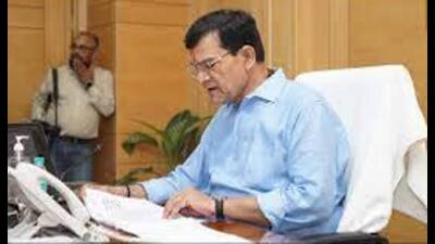 Uttar Pradesh energy minister AK Sharma. (HT file)