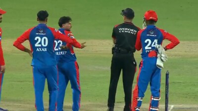 Kuldeep argues with on-field umpire during DC vs GT match (X) Kuldeep argues with on-field umpire during DC vs GT match (X)