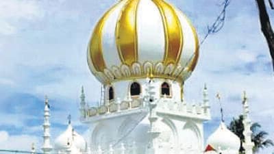 SC halts demolition of century-old dargah in Mira Bhayandar for four weeks SC halts demolition of century-old dargah in Mira Bhayandar for four weeks