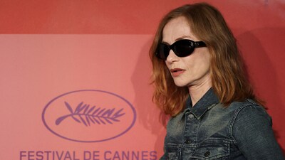 Cast member Isabelle Huppert arrives for a press conference for the film "La femme la plus riche du monde" (The Richest Woman in the World) Out of competitionat the 78th Cannes Film Festival in Cannes, France, May 19, 2025. REUTERS/Sarah Meyssonnier     TPX IMAGES OF THE DAY (REUTERS)