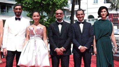 (From L) Lebanese-Swedish actor Fares Fares, Algerian actress Lyna Khoudri, Swedish director Tarik Saleh, Egyptian actor Amr Waked and Palestinian-US filmmaker, director, screenwriter, actress Cherien Dabis arrive for the screening of the film "Eagles of the Republic" at the 78th edition of the Cannes Film Festival in Cannes, southern France, on May 19, 2025. (Photo by Sameer Al-Doumy / AFP) (AFP) (From L) Lebanese-Swedish actor Fares Fares, Algerian actress Lyna Khoudri, Swedish director Tarik Saleh, Egyptian actor Amr Waked and Palestinian-US filmmaker, director, screenwriter, actress Cherien Dabis arrive for the screening of the film "Eagles of the Republic" at the 78th edition of the Cannes Film Festival in Cannes, southern France, on May 19, 2025. (Photo by Sameer Al-Doumy / AFP) (AFP)