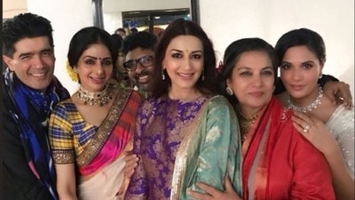Shabana Azmi shared an old picture with Sridevi. Shabana Azmi shared an old picture with Sridevi.