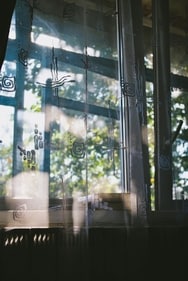 Sheer curtains can completely change the vibe of your room (Pexels) Sheer curtains can completely change the vibe of your room (Pexels)