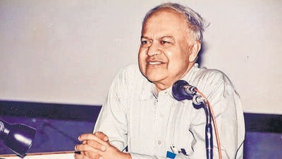 Dr Jayant Vishnu Narlikar, one of India’s most respected astrophysicists and a tireless science communicator, passed away in Pune early Tuesday morning. He was 86. (PTI) Dr Jayant Vishnu Narlikar, one of India’s most respected astrophysicists and a tireless science communicator, passed away in Pune early Tuesday morning. He was 86. (PTI)